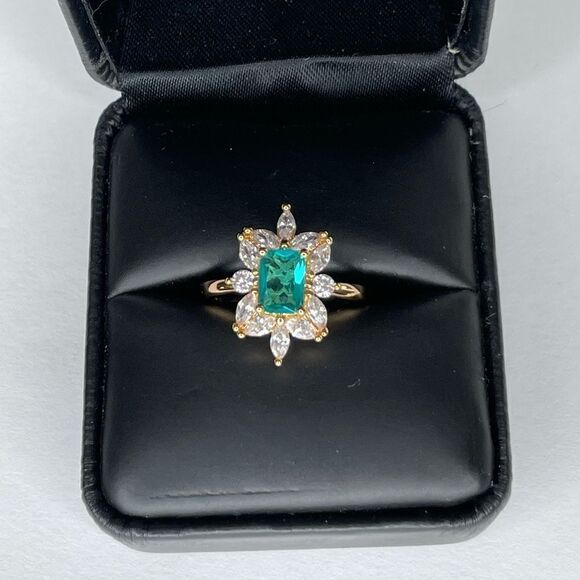 Lab Created Dark Aquamarine Gold Plate size 8 - Picture 1 of 3